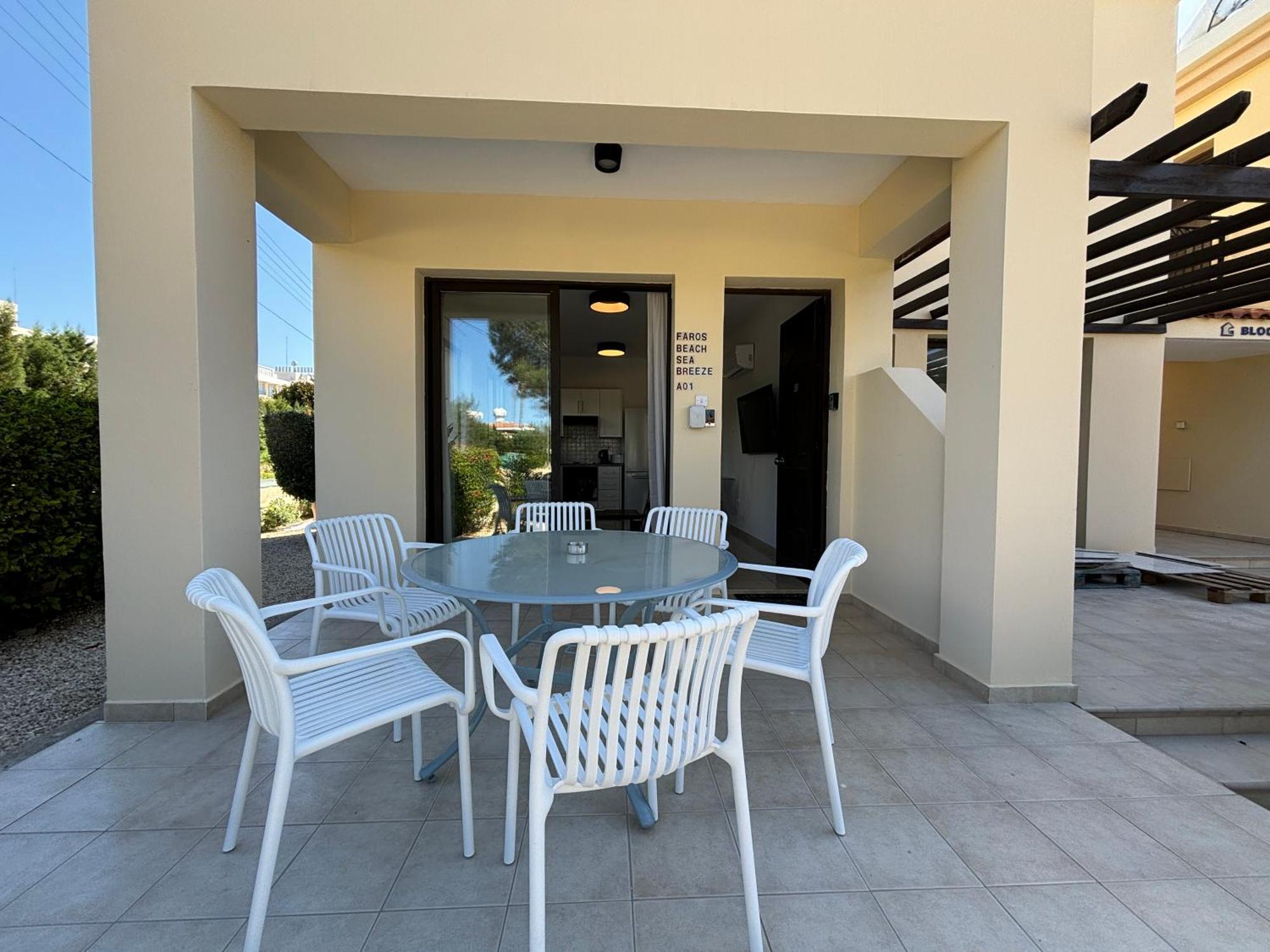 Appartement Faros Seabreeze 1b, Pool, Seaside, Paphos